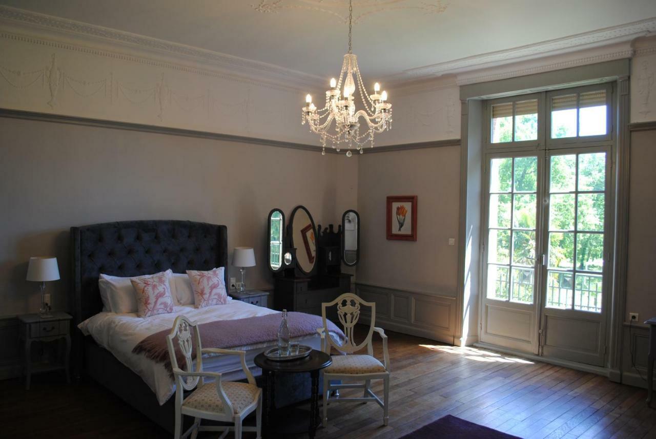 Chateau Mezger Albefeuille-Lagarde Ngoại thất bức ảnh